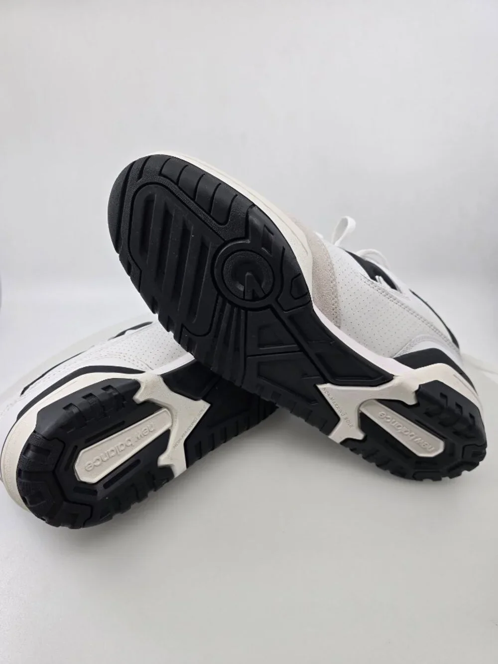 New Balance 550 BB550LM1 SIZE 10.5D